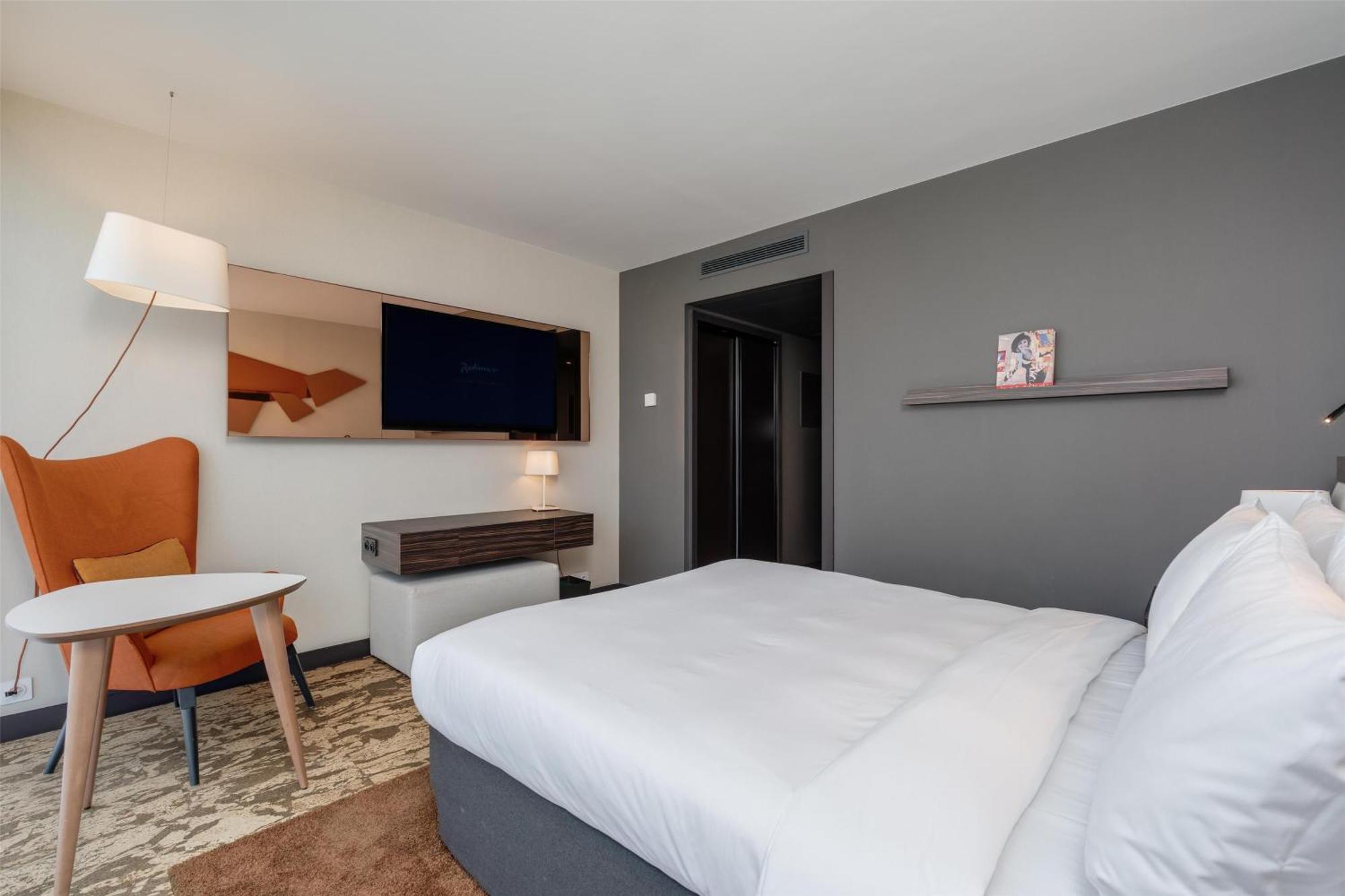 Radisson Blu Hotel, Paris Boulogne Exterior foto